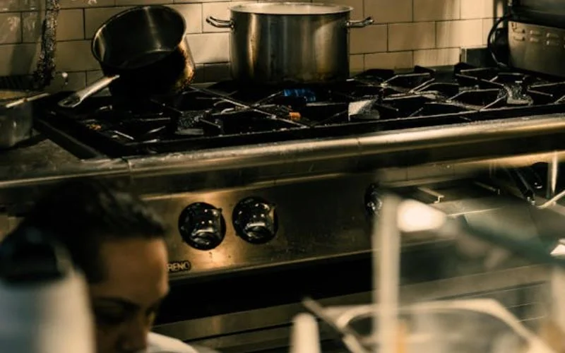 free photo of restaurang kock kok matlagning